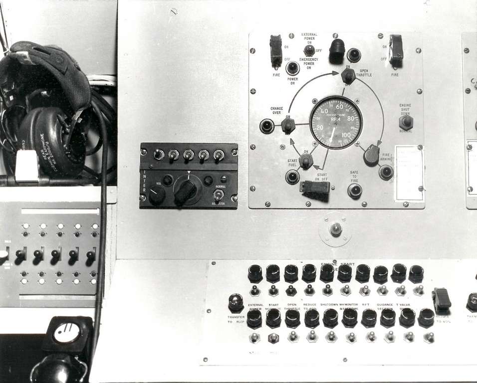 Closeup of Trainer Panel (old TM61C Launch Box) (photo courtesy of Edward "Beetle" Bailey) Closeup of Trainer Panel (old TM61C Launch Box) (photo courtesy of Edward "Beetle" Bailey)