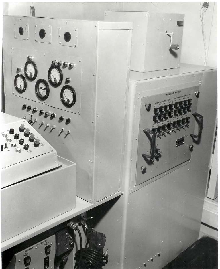 Power control panel (photo courtesy of Edward "Beetle" Bailey) Power control panel. Hand crank for weapons man was actually the guts of a field telephone (28 volts is 28 volts, right?)